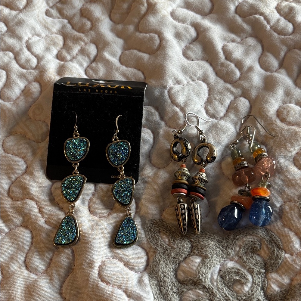 THREE Earrings Sets